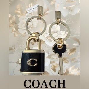 Coach 2-Piece Lock & Key Keychain Bag Charm NWT (A521)